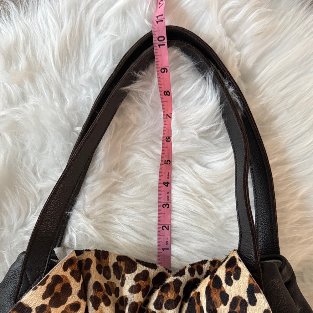 Viva Bags USA πΊπΈ Brown Leather Shoulder Bag with Leopard Flap & Horn/Tassel - Picture 14 of 16